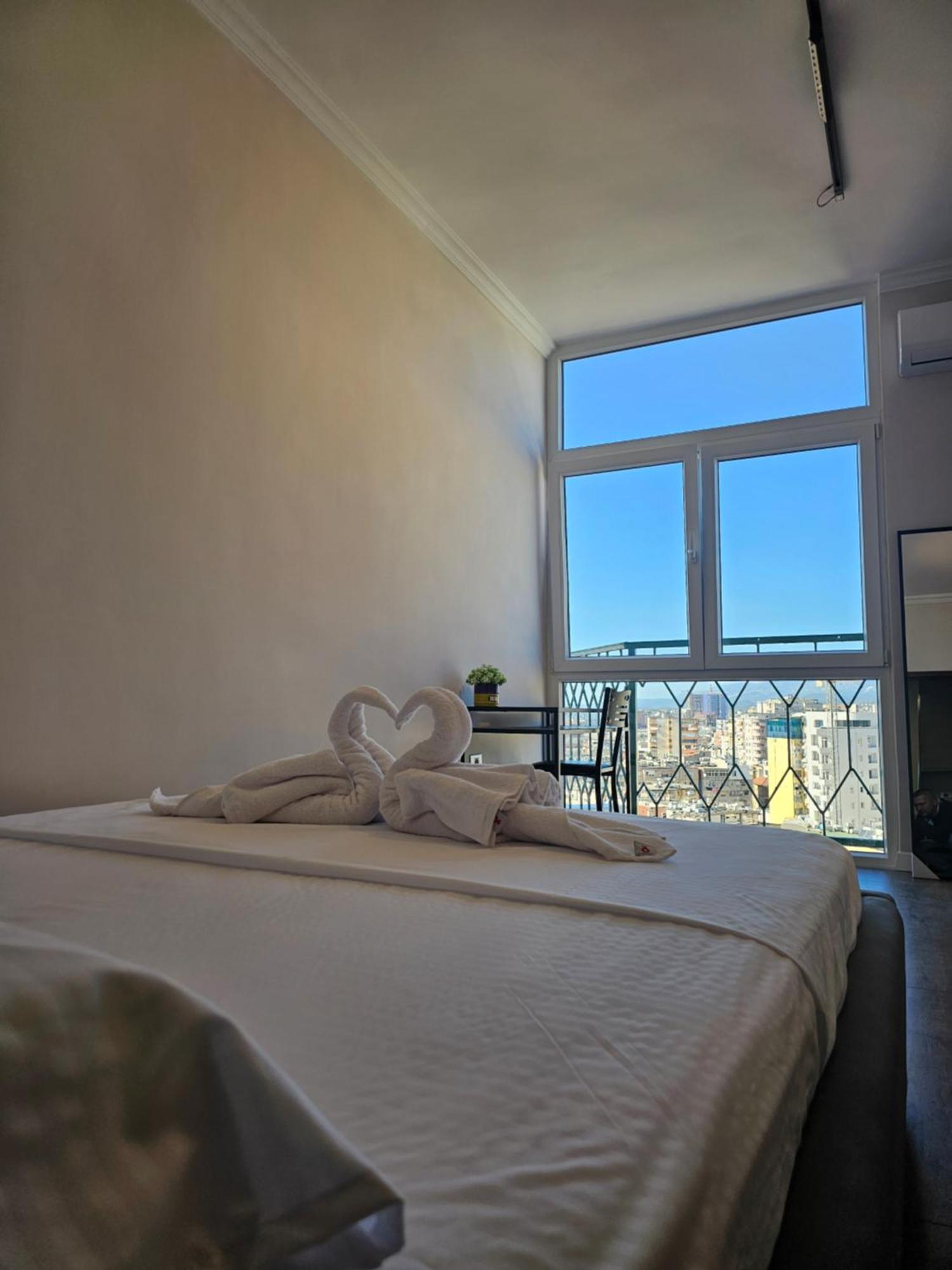 טיראנה Sky Apartaments City Center מראה חיצוני תמונה