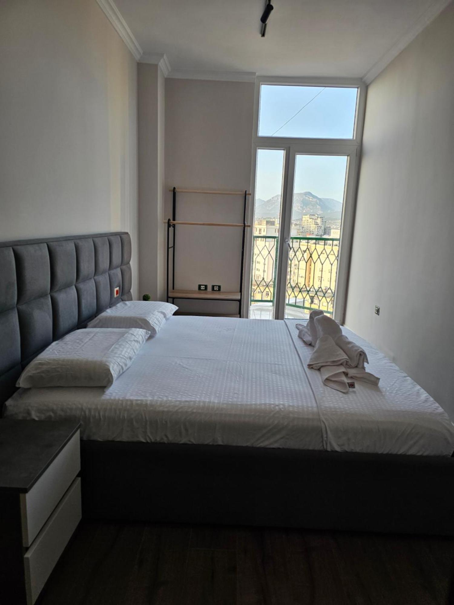 טיראנה Sky Apartaments City Center מראה חיצוני תמונה