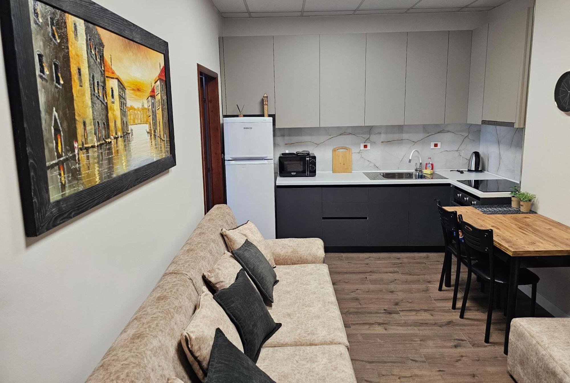 טיראנה Sky Apartaments City Center מראה חיצוני תמונה