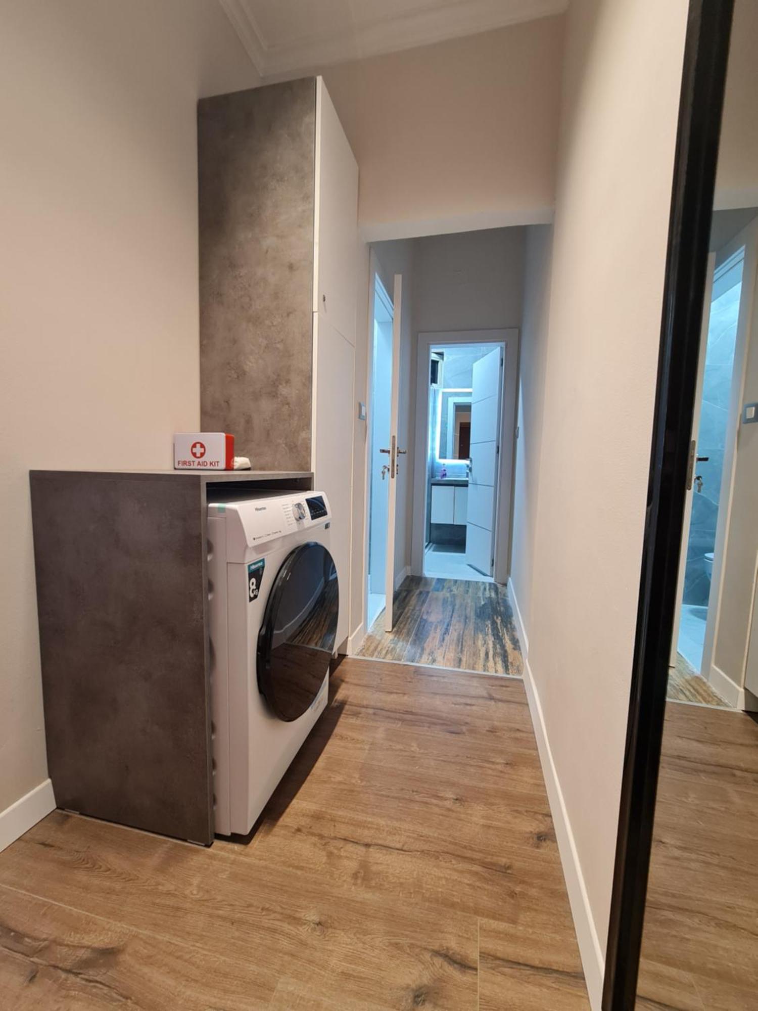 טיראנה Sky Apartaments City Center מראה חיצוני תמונה